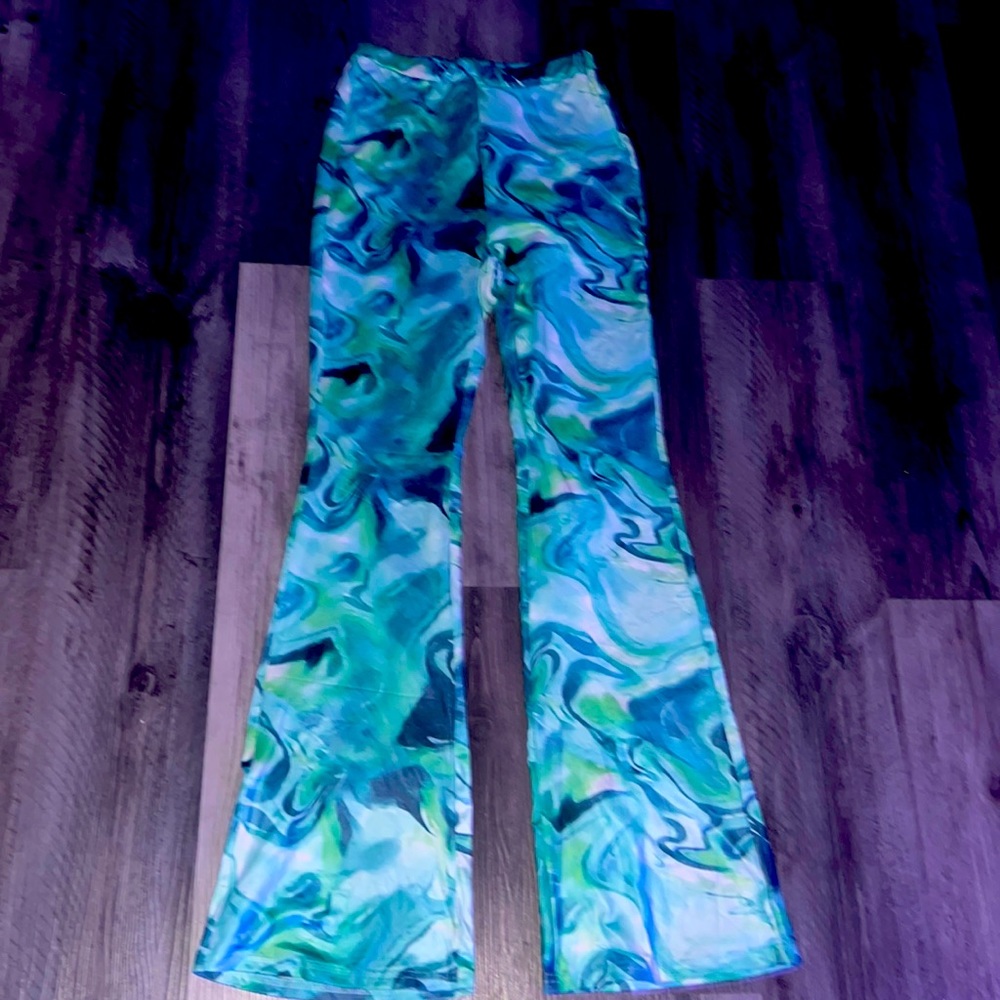 Shein Size S US 4 bell bottoms